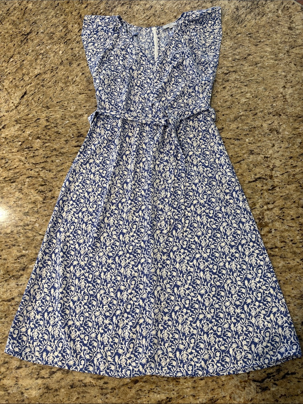 LOFT 10 Petite Blue Floral Dress with Waist Tie - Picture 16 of 16